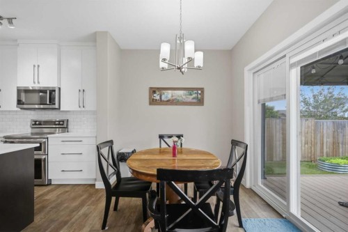 64 Tanner Street, Red Deer, AB - Indoor Photo Showing Dining Room