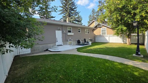 4624 49 Street, Red Deer, AB 