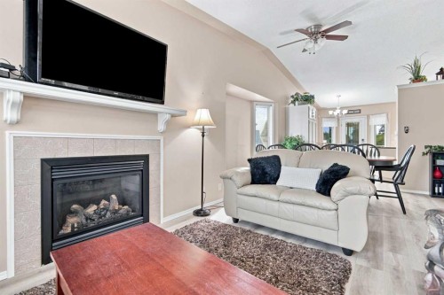 162 Doran Crescent, Red Deer, AB 