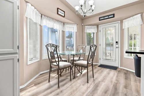 162 Doran Crescent, Red Deer, AB 