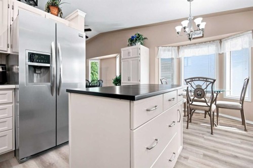 162 Doran Crescent, Red Deer, AB 