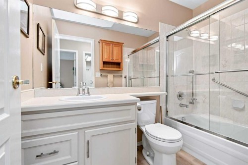 162 Doran Crescent, Red Deer, AB 