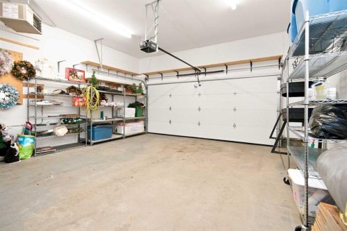 162 Doran Crescent, Red Deer, AB 
