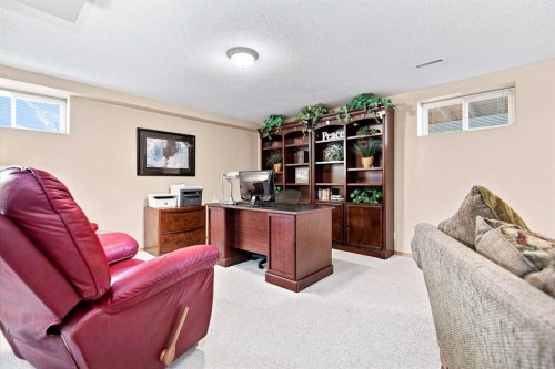 162 Doran Crescent, Red Deer, AB 