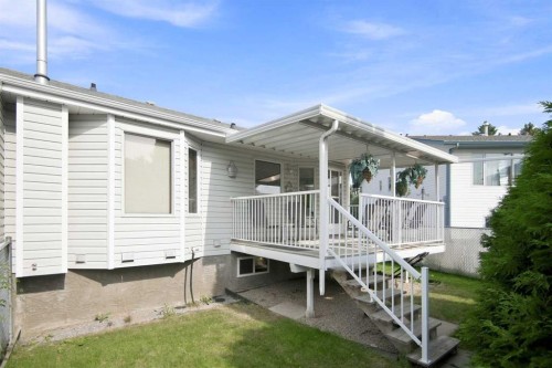 162 Doran Crescent, Red Deer, AB 