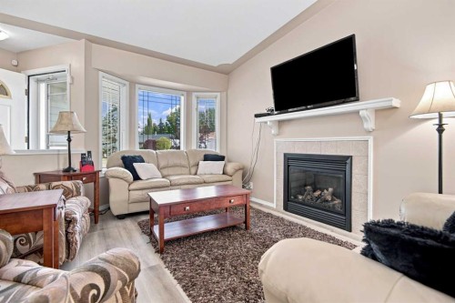 162 Doran Crescent, Red Deer, AB 