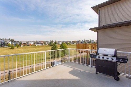 18 Thorne Place, Red Deer, AB 