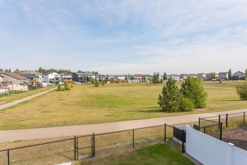 18 Thorne Place, Red Deer, AB 