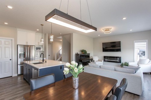 18 Thorne Place, Red Deer, AB 