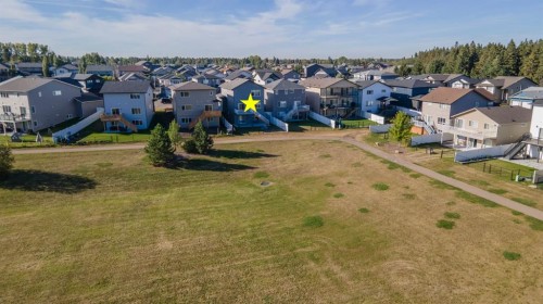 18 Thorne Place, Red Deer, AB 