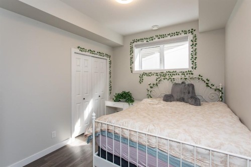 18 Thorne Place, Red Deer, AB 