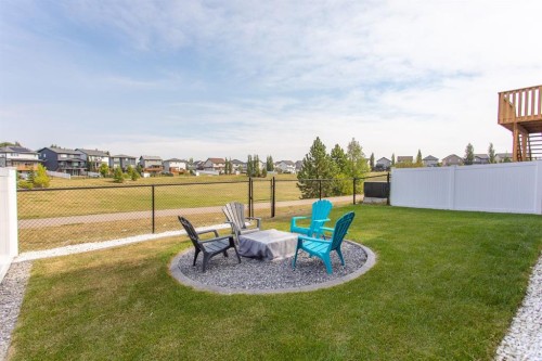 18 Thorne Place, Red Deer, AB 