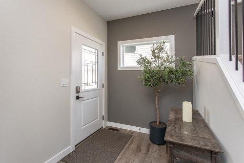 18 Thorne Place, Red Deer, AB 