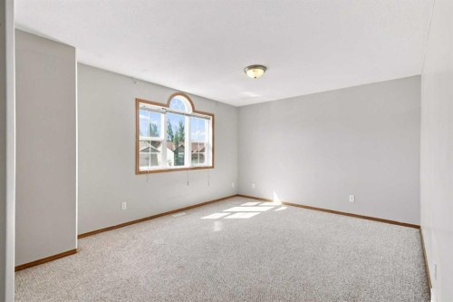 28 Terrace Heights Drive, Lacombe, AB 