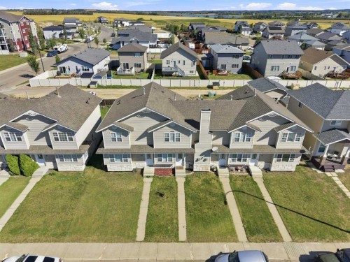 28 Terrace Heights Drive, Lacombe, AB 
