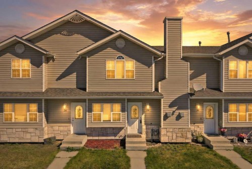 28 Terrace Heights Drive, Lacombe, AB 