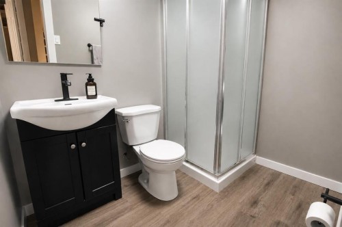 63 Mackenzie Crescent, Red Deer, AB 