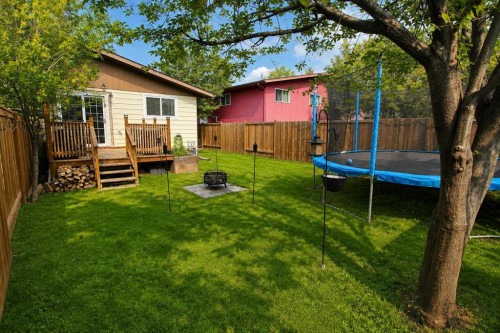 63 Mackenzie Crescent, Red Deer, AB 
