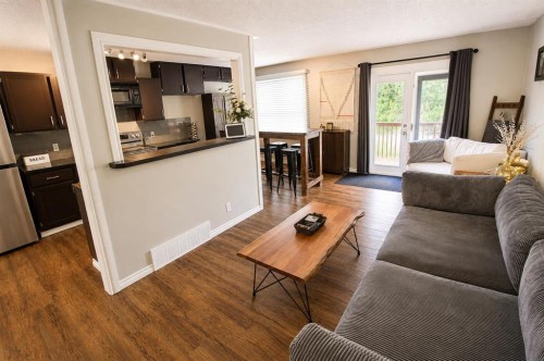 63 Mackenzie Crescent, Red Deer, AB 