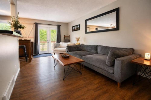63 Mackenzie Crescent, Red Deer, AB 