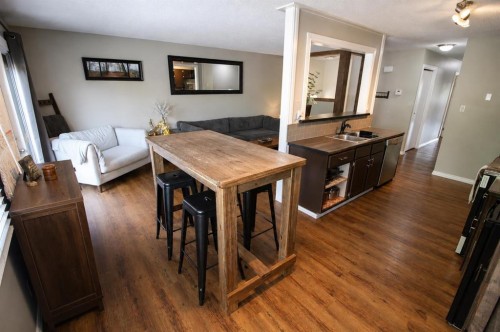 63 Mackenzie Crescent, Red Deer, AB 