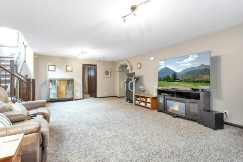 63 Carter Close, Red Deer, AB 