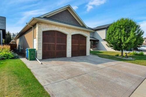 63 Carter Close, Red Deer, AB 