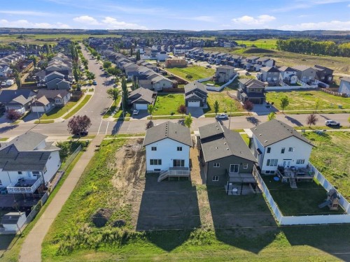5905 Panorama Drive, Blackfalds, AB 