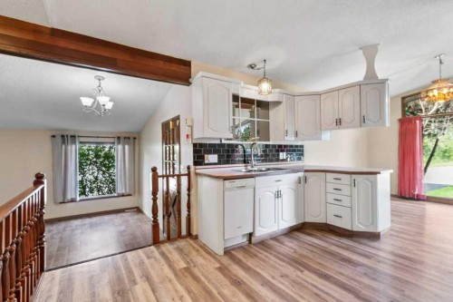 18 Odell Green, Red Deer, AB 