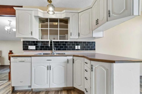 18 Odell Green, Red Deer, AB 