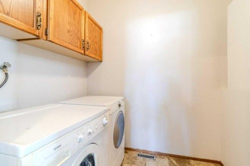 18 Odell Green, Red Deer, AB 