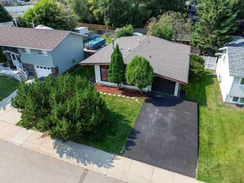 18 Odell Green  Red Deer, AB T4N 1H7