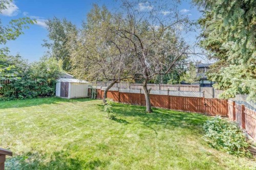 18 Odell Green, Red Deer, AB 
