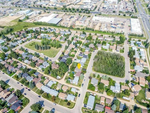 18 Odell Green, Red Deer, AB 