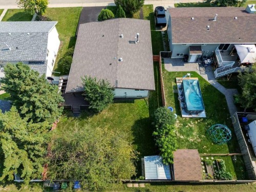 18 Odell Green, Red Deer, AB 