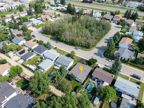18 Odell Green, Red Deer, AB 