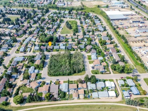 18 Odell Green, Red Deer, AB 