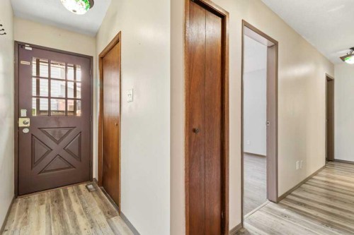 18 Odell Green, Red Deer, AB 