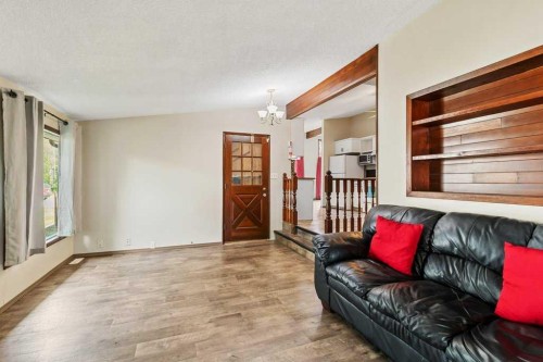 18 Odell Green, Red Deer, AB 