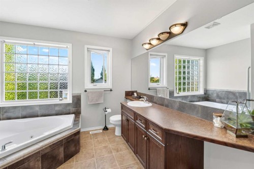 151 Kirton Close, Red Deer, AB 