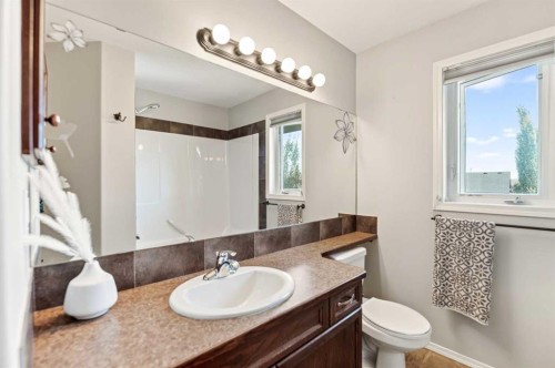 151 Kirton Close, Red Deer, AB 