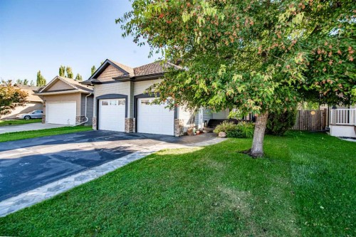 151 Kirton Close, Red Deer, AB 