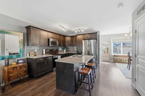 41 Crestview Boulevard, Sylvan Lake, AB 