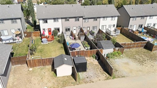 41 Crestview Boulevard, Sylvan Lake, AB 