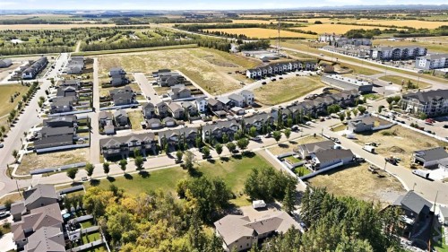 41 Crestview Boulevard, Sylvan Lake, AB 