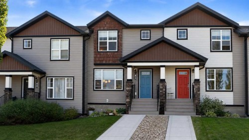 41 Crestview Boulevard, Sylvan Lake, AB 