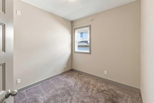 9 Trinity Street, Lacombe, AB 