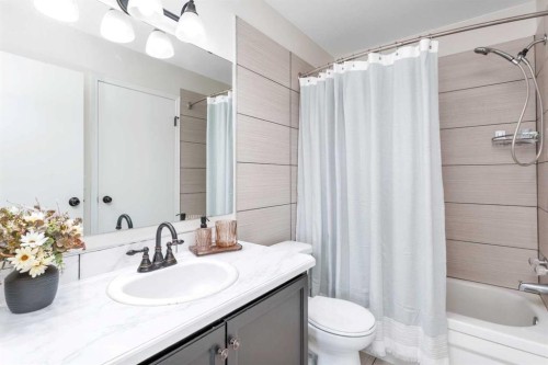 5430 45 Street, Lacombe, AB 