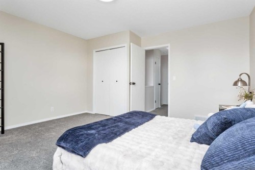 5430 45 Street, Lacombe, AB 