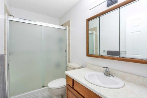 3 Goodacre Close, Red Deer, AB 